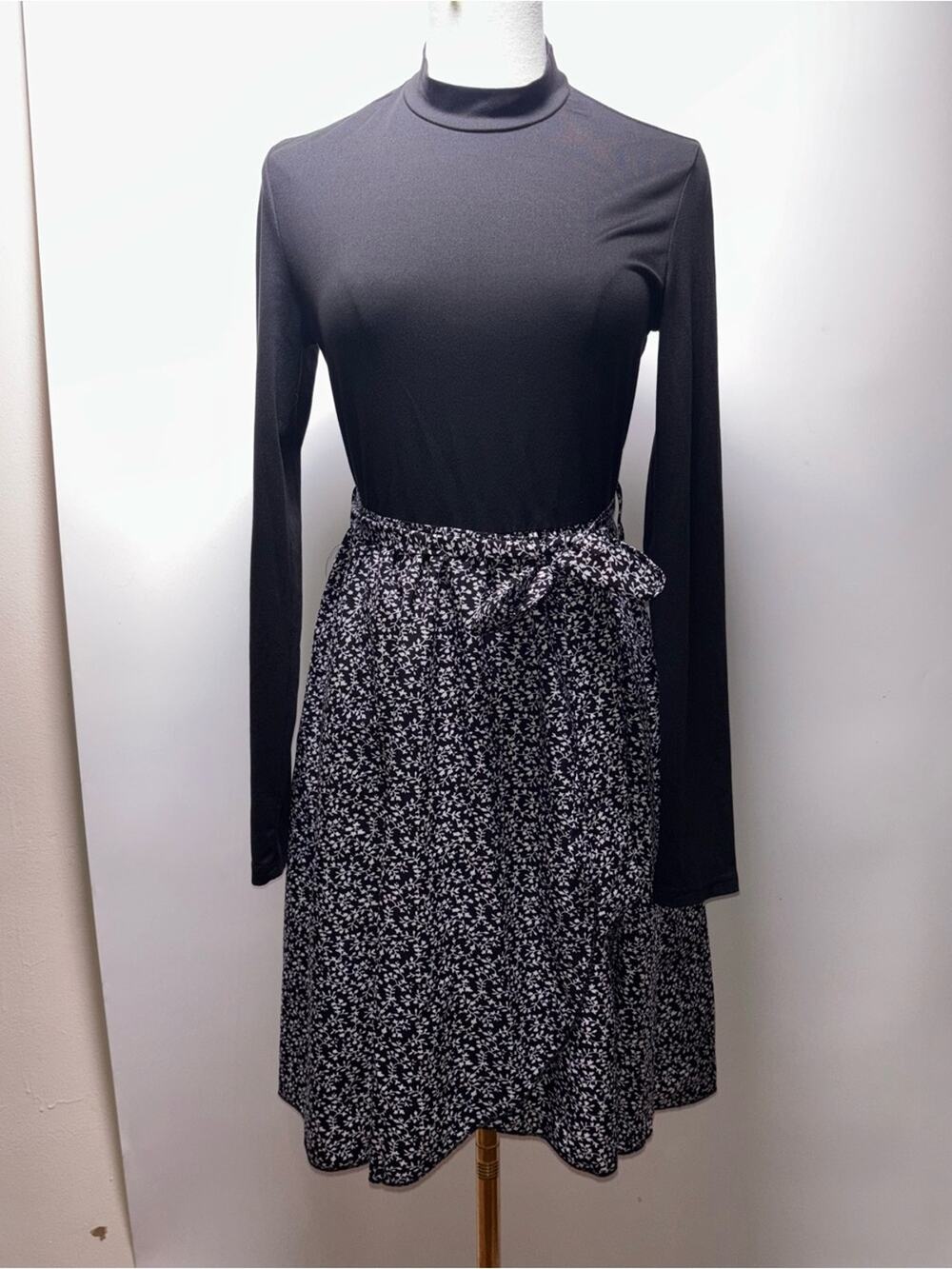 Black Long Sleeve Mock Neck Top with Black & White Floral Skirt Size M